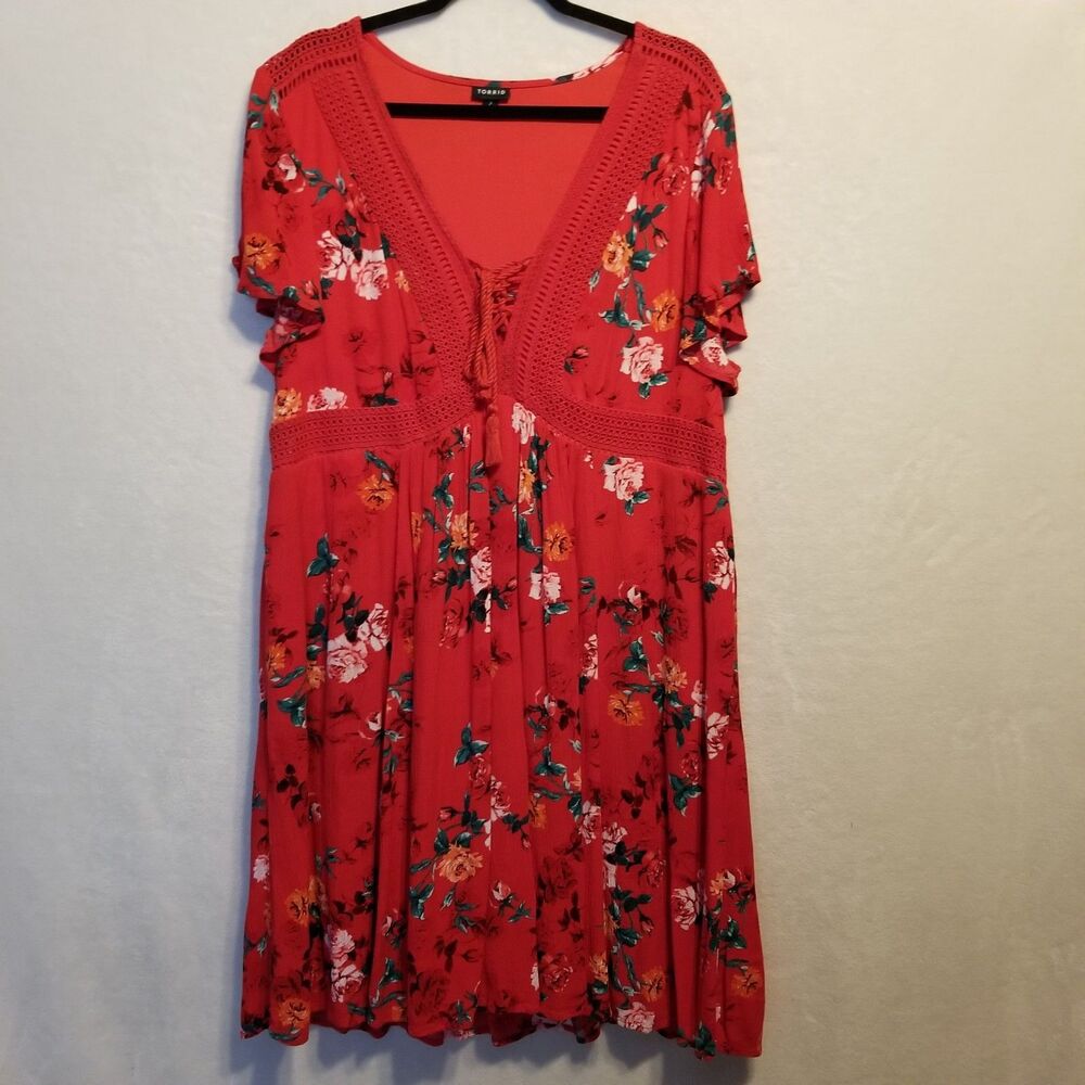 Torrid 2 (2X) Dress Mini Gauze Lace Up Skater Red Floral Flutter Sleeve Western